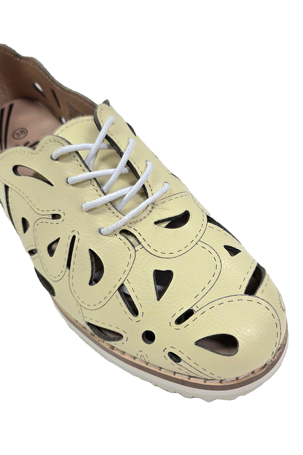 Calila Just Bee Yellow Calila CC37145 closeup